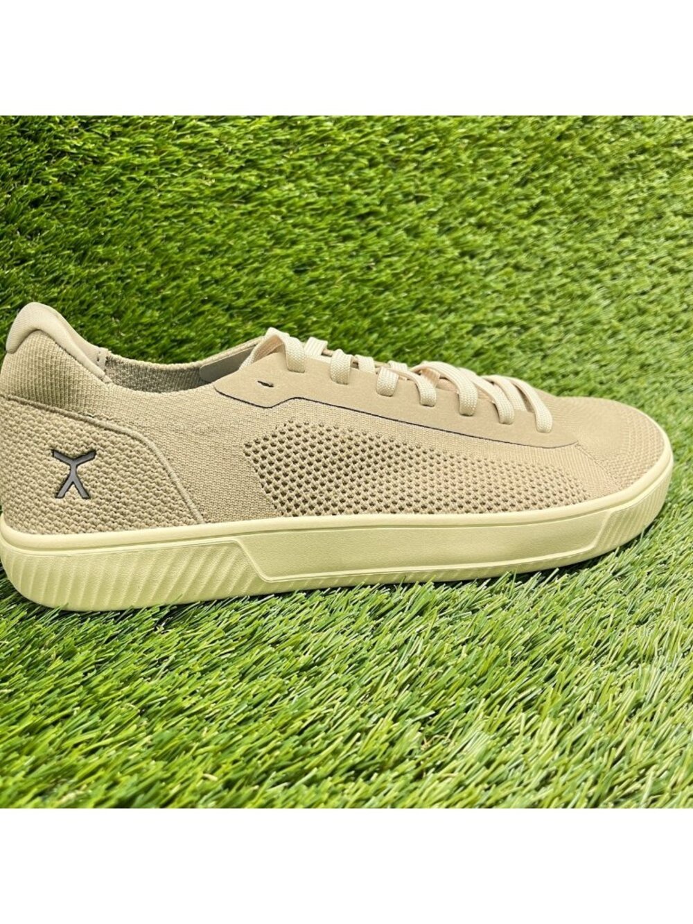Flux Footwear Adapt Trainer Dune Mens Size 12 Athletic Knit Shoes Sneakers